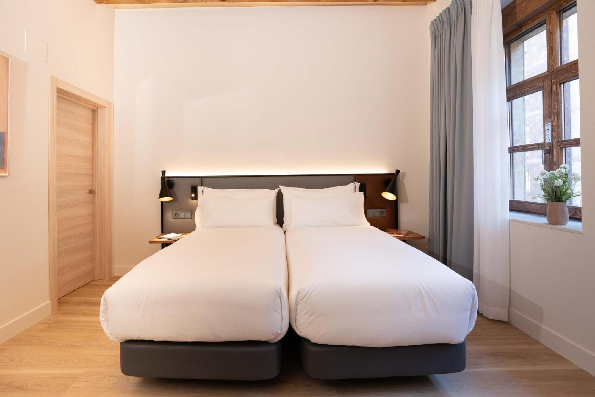 Prisma Suites Salamanca Kültér fotó