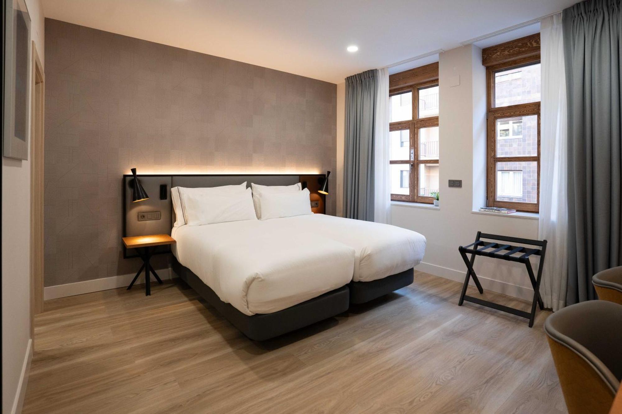 Prisma Suites Salamanca Kültér fotó